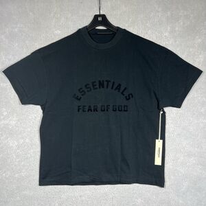 Essentials Fear of Gods Oversized Crew Neck Black T-Shirt Men’s MEDIUM NWT!